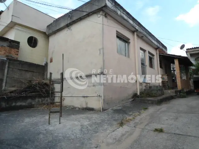Casa com 3 Quartos à Venda, 100 m² por R$ 395.000 Santa Mônica, Belo Horizonte - MG