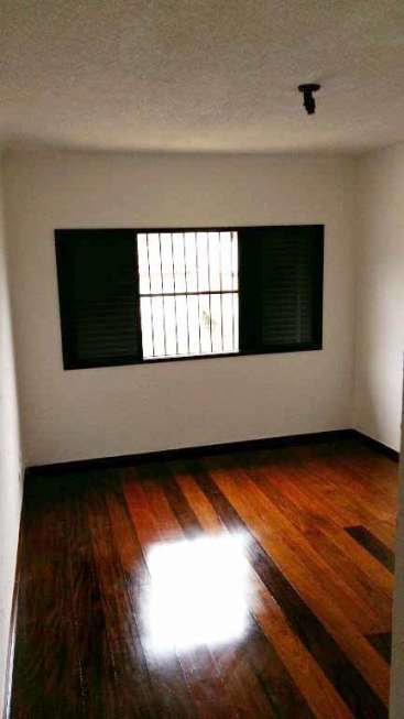 Sobrado com 3 Quartos para Alugar, 210 m² por R$ 3.000/Mês Rua Imaruí, 46 - Limão, São Paulo - SP