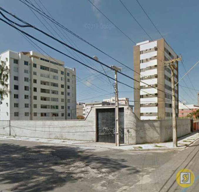 Lote/Terreno para Alugar por R$ 2.500/Mês Rua Renato Braga - Vicente Pinzon, Fortaleza - CE