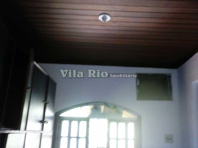 Casa com 2 Quartos para Alugar, 91 m² por R$ 1.200/Mês Rua Gaspar Viana - Engenheiro Leal, Rio de Janeiro - RJ