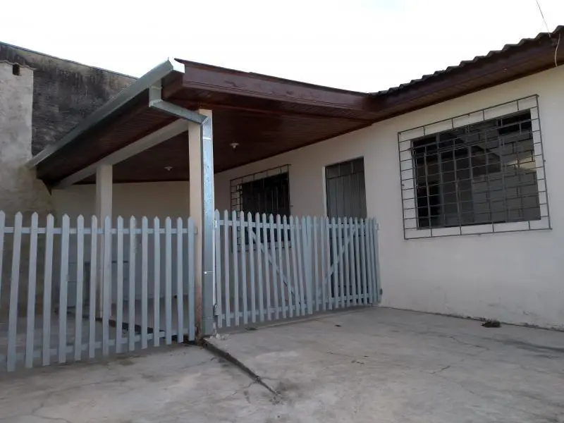Casa com 2 Quartos para Alugar por R$ 750/Mês Rua Desembargador João Antônio de Barros Júnior, 195 - Xaxim, Curitiba - PR