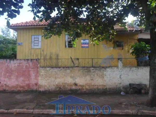 Casa com 3 Quartos à Venda, 100 m² por R$ 135.000 Centro, Jataizinho - PR