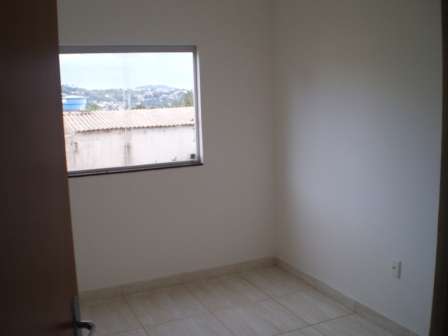 Apartamento com 2 Quartos para Alugar, 50 m² por R$ 400/Mês Avenida Alemanha - Recanto Verde, Esmeraldas - MG