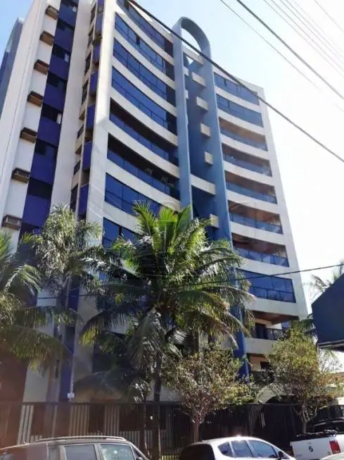 Apartamento com 4 Quartos à Venda, 207 m² por R$ 900.000 Centro, Rio Claro - SP