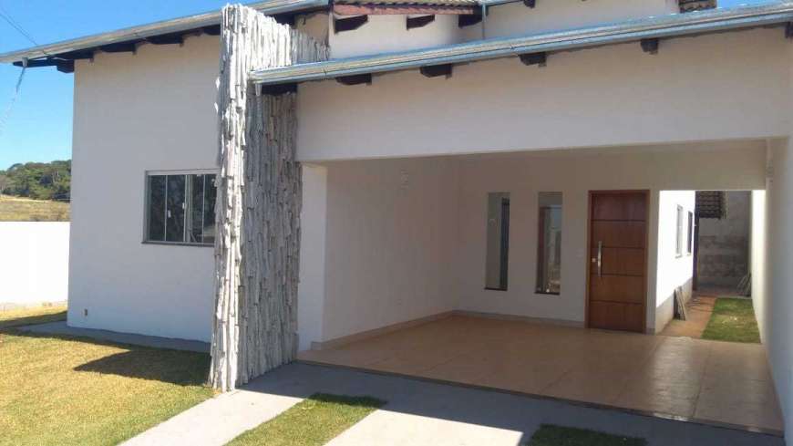 Casa com 3 Quartos à Venda, 105 m² por R$ 265.000 Rua RA 4 - Residencial Araguaia, Anápolis - GO