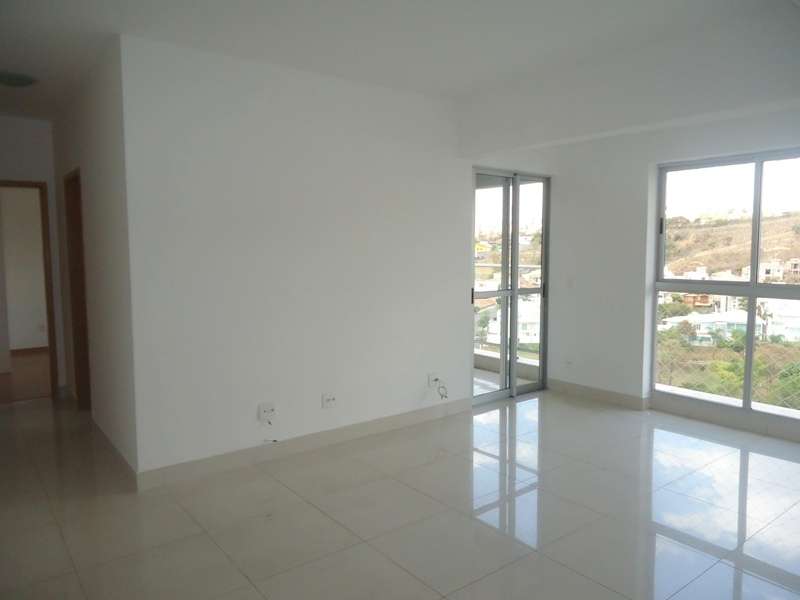 Cobertura com 4 Quartos para Alugar, 180 m² por R$ 3.000/Mês Paquetá, Belo Horizonte - MG