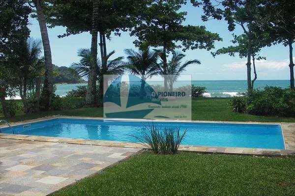Casa de Condomínio com 4 Quartos para Alugar, 230 m² por R$ 2.800/Dia Camburi, São Sebastião - SP