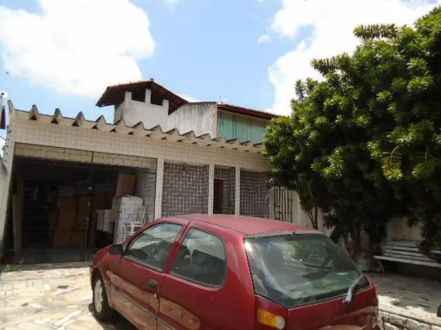 Casa com 3 Quartos à Venda, 200 m² por R$ 450.000 Rua João Regino - Parque Manibura, Fortaleza - CE