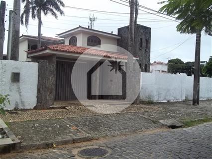 Casa com 5 Quartos à Venda, 354 m² por R$ 750.000 Avenida Brigadeiro Gomes Ribeiro, 1406 - Nova Descoberta, Natal - RN