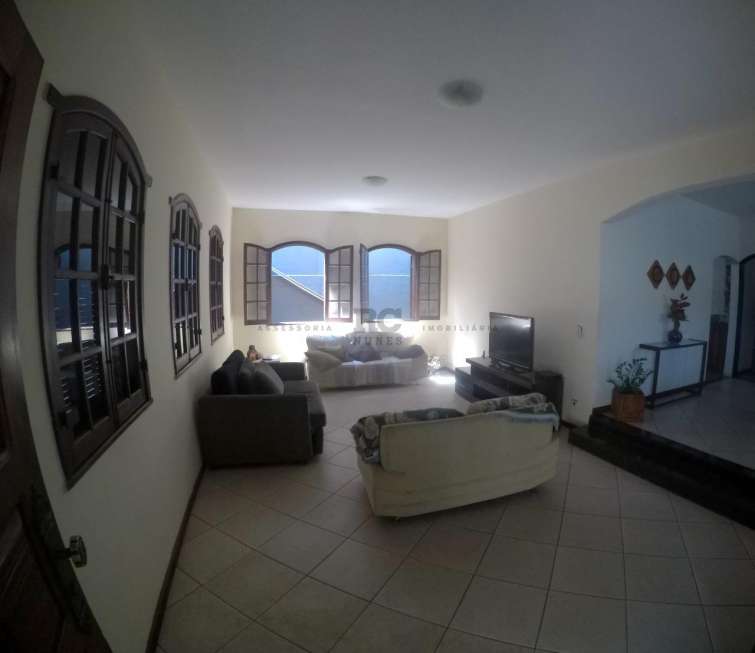 Casa com 4 Quartos para Alugar, 231 m² por R$ 2.800/Mês São João Batista, Belo Horizonte - MG