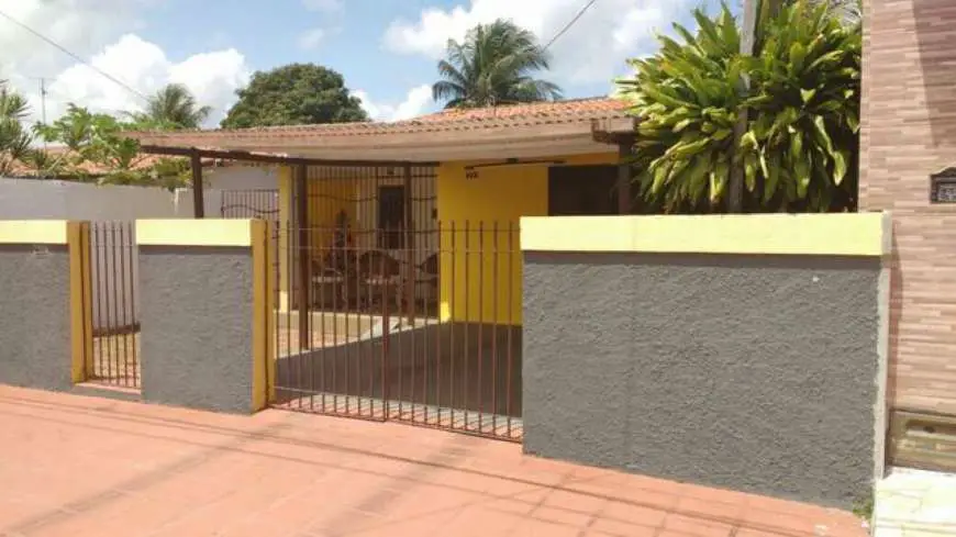 Casa com 3 Quartos à Venda, 100 m² por R$ 180.000 Rua Escritor Lúcio Cardoso, 80 - Pitimbu, Natal - RN