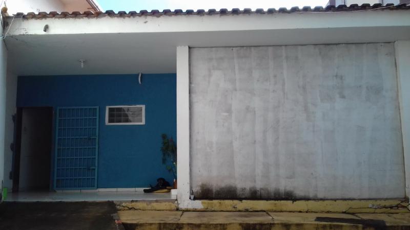 Casa com 15 Quartos à Venda, 205 m² por R$ 1.000.000 Araés, Cuiabá - MT
