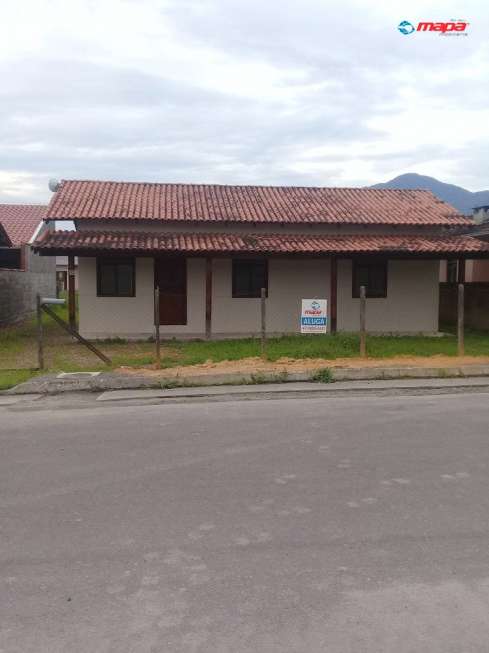 Casa com 3 Quartos para Alugar, 80 m² por R$ 770/Mês Tapajos, Indaial - SC