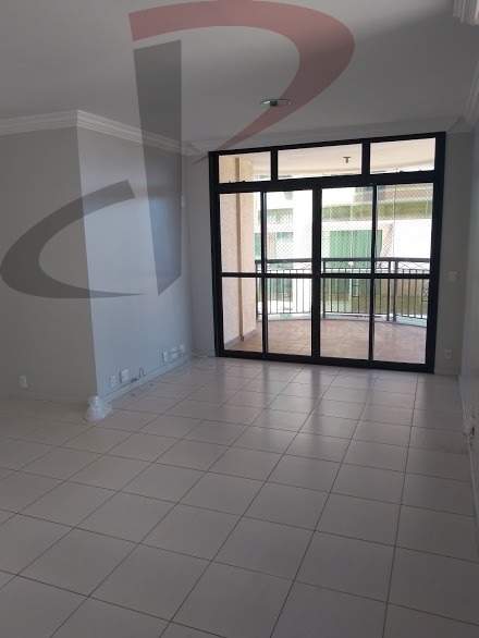 Apartamento com 3 Quartos para Alugar, 115 m² por R$ 1.800/Mês Imbetiba, Macaé - RJ