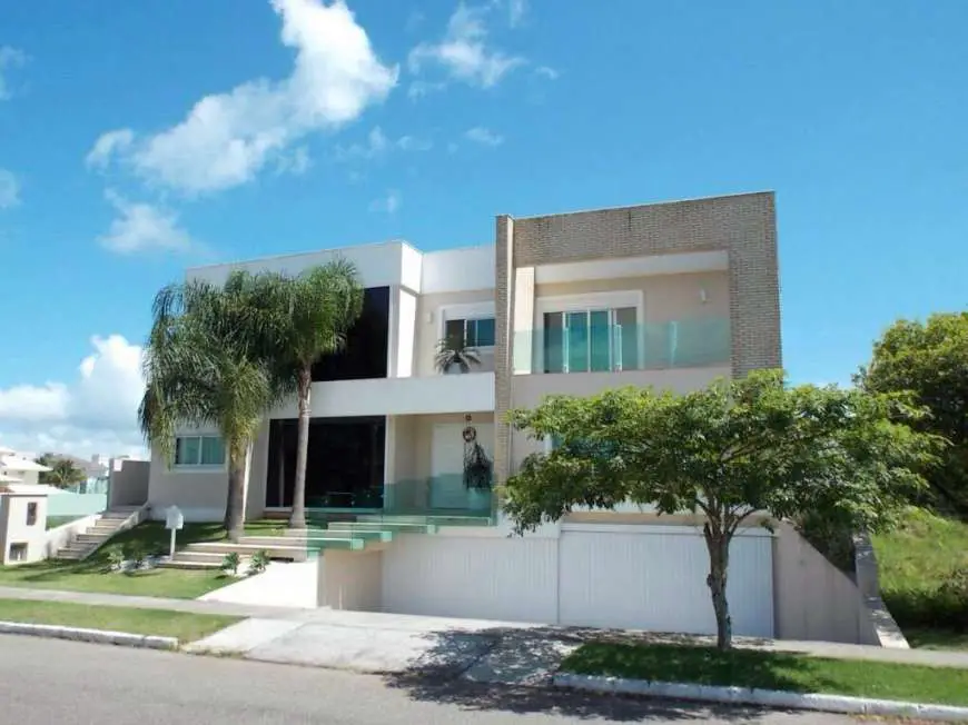 Casa com 5 Quartos à Venda, 780 m² por R$ 6.000.000 Avenida dos Búzios, 1222 - Jurerê Internacional, Florianópolis - SC