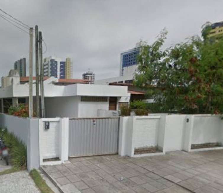 Casa com 3 Quartos à Venda, 186 m² por R$ 690.000 Manaíra, João Pessoa - PB