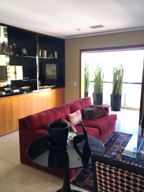 Apartamento com 4 Quartos para Alugar, 295 m² por R$ 25.000/Mês Itaim Bibi, São Paulo - SP