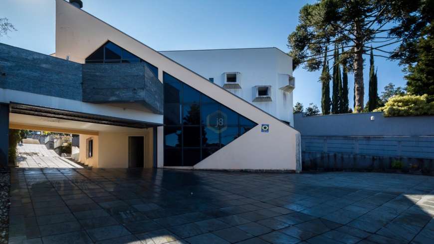 Casa com 4 Quartos à Venda, 372 m² por R$ 1.680.000 Avenida Cândido Hartmann, 3726 - Santo Inácio, Curitiba - PR