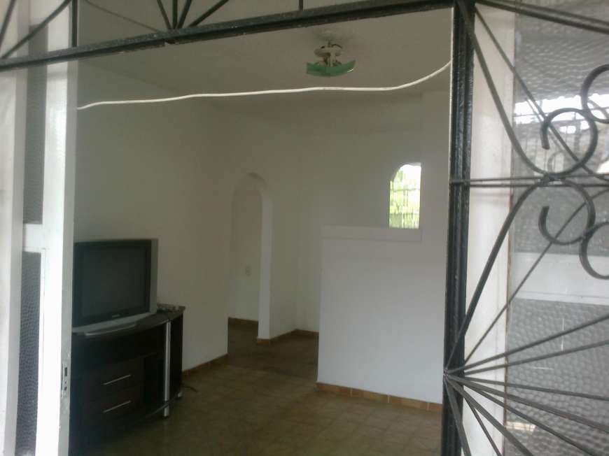 Casa com 3 Quartos à Venda, 200 m² por R$ 350.000 Rua Moacir Baima, 0 - Parque Dez de Novembro, Manaus - AM