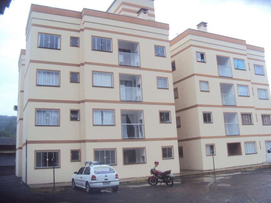 Apartamento com 3 Quartos à Venda, 76 m² por R$ 75.000 Rua Célso Ramos, 3886 - Centro, Benedito Novo - SC