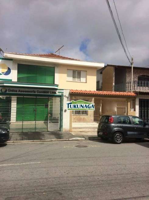 Sobrado com 3 Quartos para Alugar, 130 m² por R$ 2.000/Mês Rua Treze de Maio, 655 - Vila Galvão, Guarulhos - SP