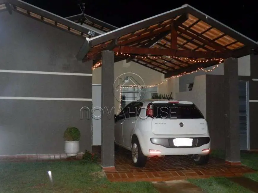 Casa de Condomínio com 2 Quartos à Venda por R$ 215.000 Vila Marli, Campo Grande - MS
