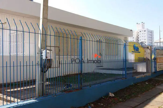 Casa de Condomínio para Alugar, 325 m² por R$ 5.000/Mês Rua João Bastian, 260 - Três Figueiras, Porto Alegre - RS