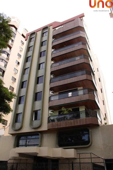 Apartamento com 4 Quartos à Venda, 150 m² por R$ 500.000 Centro, Campos dos Goytacazes - RJ