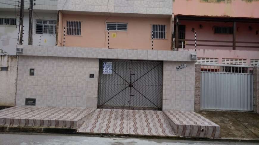 Casa com 3 Quartos à Venda, 195 m² por R$ 350.000 Rua Itapetim, 249 - Janga, Paulista - PE