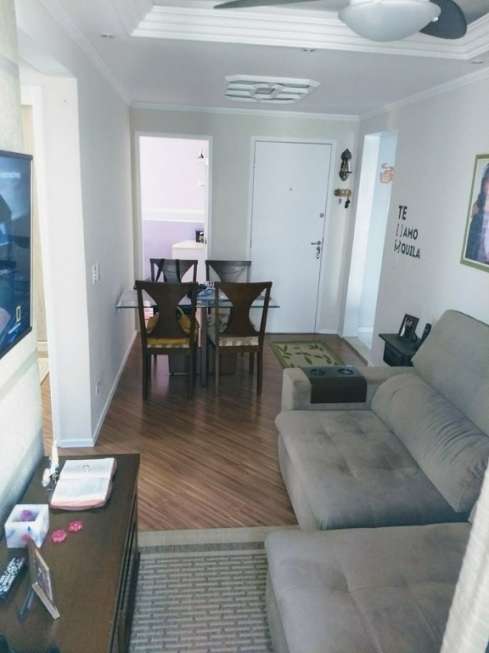 Apartamento com 3 Quartos à Venda, 55 m² por R$ 240.000 Parque das Roseiras , Carapicuíba - SP