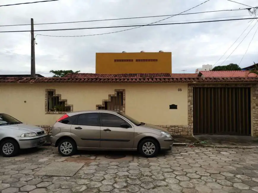 Casa com 3 Quartos à Venda, 10 m² por R$ 580.000 Rua Professor Julio Alexandrino de Almeida, 12 - Praia de Itaparica, Vila Velha - ES