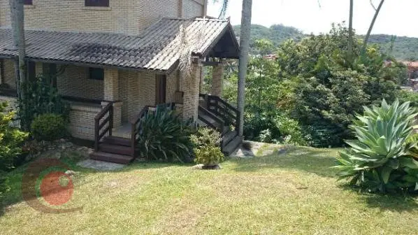 Casa com 5 Quartos à Venda, 400 m² por R$ 1.000.000 Cachoeira do Bom Jesus, Florianópolis - SC
