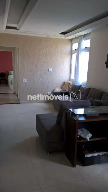 Apartamento com 3 Quartos para Alugar, 64 m² por R$ 900/Mês Vila Boa Esperança, Betim - MG