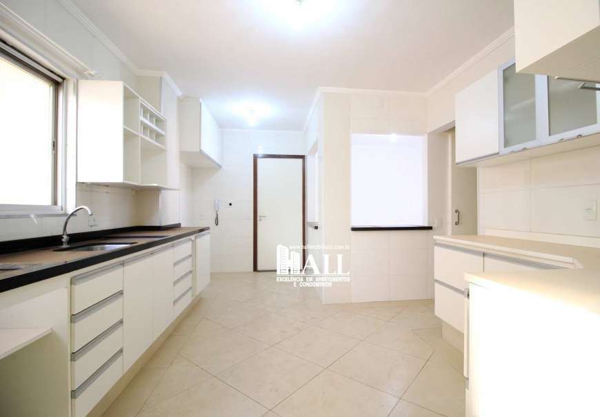 Apartamento com 2 Quartos à Venda, 98 m² por R$ 284.000 Rua Bernardino de Campos - Centro, São José do Rio Preto - SP