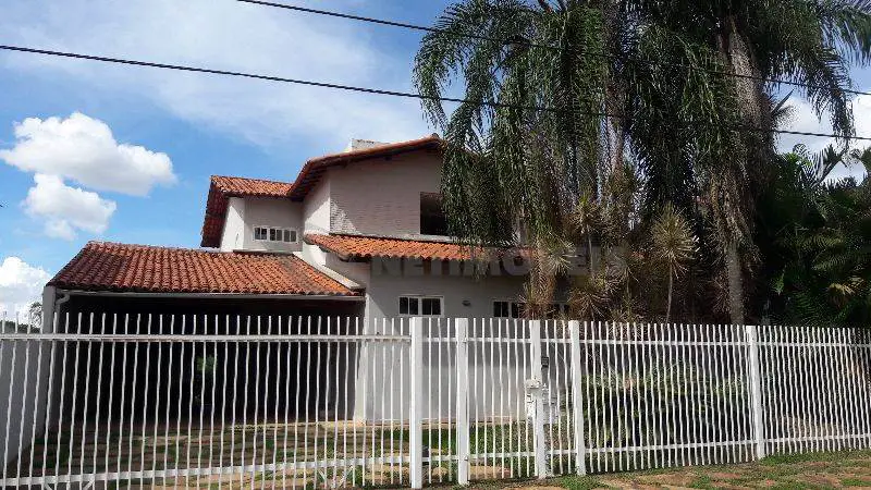 Casa com 4 Quartos para Alugar, 400 m² por R$ 6.500/Mês Shis Qi 29 Conjunto 7 - Lago Sul, Brasília - DF