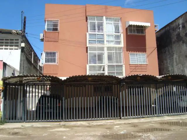 Apartamento com 1 Quarto para Alugar, 38 m² por R$ 550/Mês Imbiribeira, Recife - PE