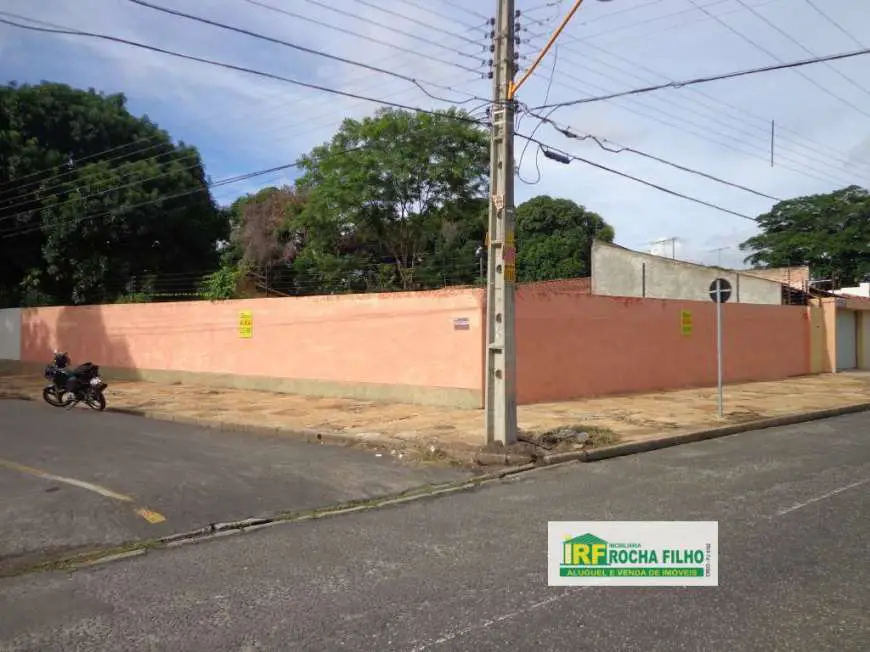 Lote/Terreno para Alugar, 495 m² por R$ 5.000/Mês Avenida Lindolfo Monteiro - Horto, Teresina - PI