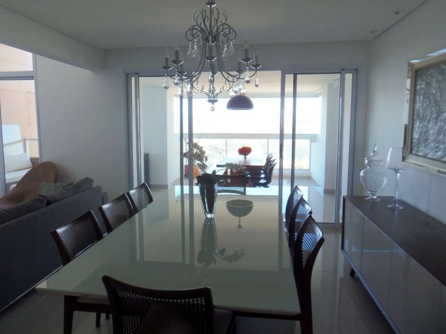 Apartamento com 4 Quartos à Venda, 221 m² por R$ 1.850.000 Vila da Serra, Nova Lima - MG