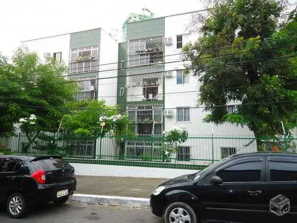 Apartamento com 3 Quartos à Venda, 80 m² por R$ 290.000 Rua José de Holanda, 1356 - Torre, Recife - PE
