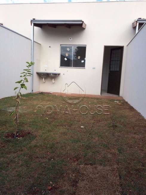 Casa de Condomínio com 2 Quartos à Venda, 55 m² por R$ 150.000 Vila Santa Luzia, Campo Grande - MS