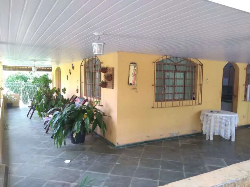 Casa com 3 Quartos para Alugar, 120 m² por R$ 750/Mês Rua Mário Teixeira, 424 - Cidade Satelite, Juatuba - MG