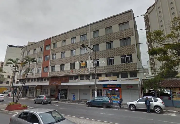 Apartamento com 3 Quartos para Alugar, 98 m² por R$ 1.100/Mês Centro, Juiz de Fora - MG