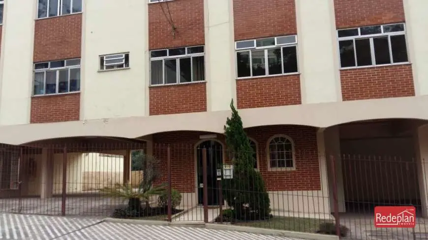 Apartamento com 3 Quartos para Alugar, 121 m² por R$ 1.520/Mês Rua Elías Jorge Rafide - Santa Rosa, Barra Mansa - RJ