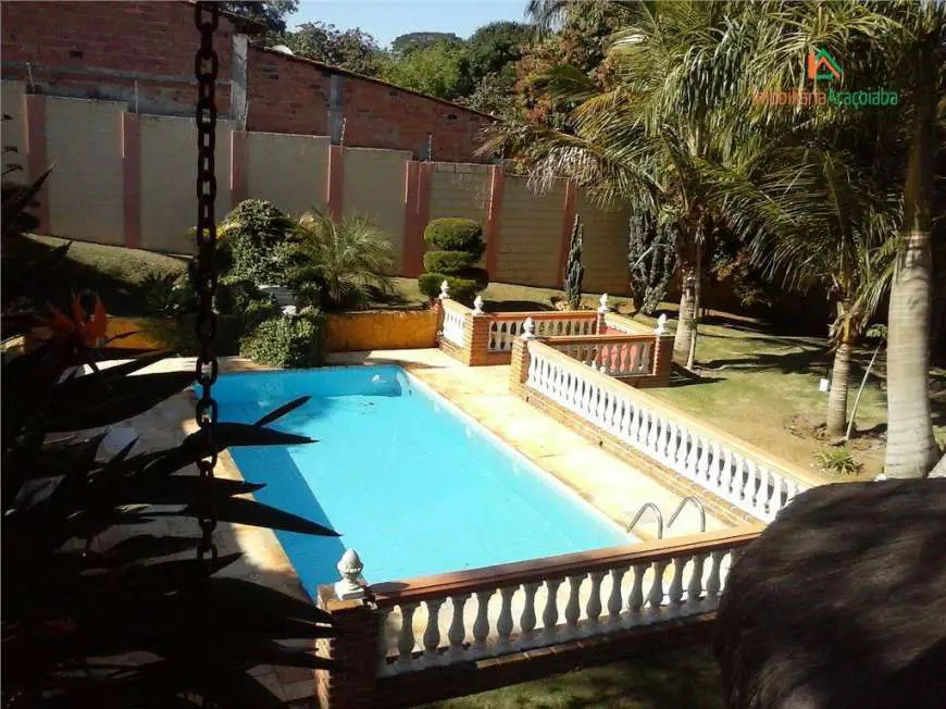 Chácara com 4 Quartos à Venda, 300 m² por R$ 870.000 Rua Leopoldo Antunes Paes - Jardim Salete, Aracoiaba da Serra - SP