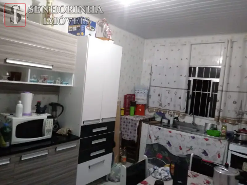 Sobrado com 1 Quarto para Alugar, 1 m² por R$ 515/Mês Cidade Kemel, Ferraz de Vasconcelos - SP