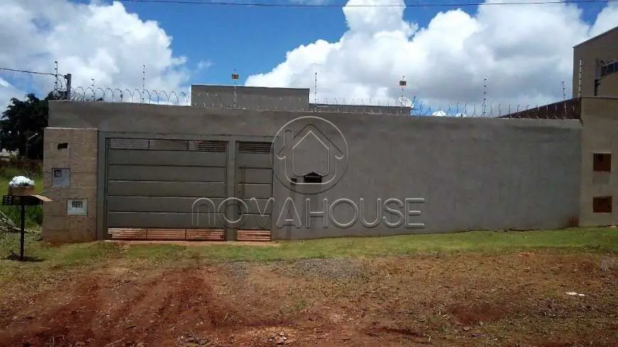 Casa com 3 Quartos à Venda, 156 m² por R$ 399.000 Jardim Seminário, Campo Grande - MS