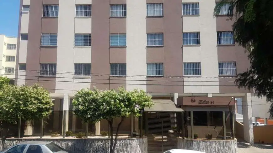 Apartamento com 3 Quartos à Venda, 81 m² por R$ 210.000 Rua Eugênio Jardim - Setor Leste Vila Nova, Goiânia - GO