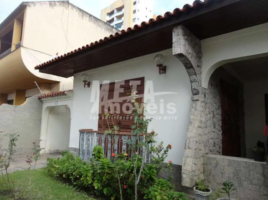 Casa com 3 Quartos à Venda, 220 m² por R$ 3.800.000 Parque Tamandaré, Campos dos Goytacazes - RJ