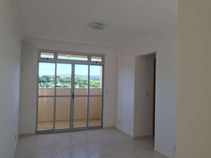 Apartamento com 2 Quartos para Alugar, 55 m² por R$ 550/Mês Campinho, Lagoa Santa - MG