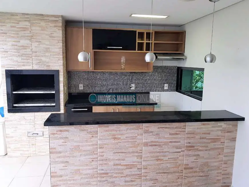 Casa de Condomínio com 3 Quartos à Venda, 300 m² por R$ 999.000 Rua Paul Adam, 00 - Parque Dez de Novembro, Manaus - AM